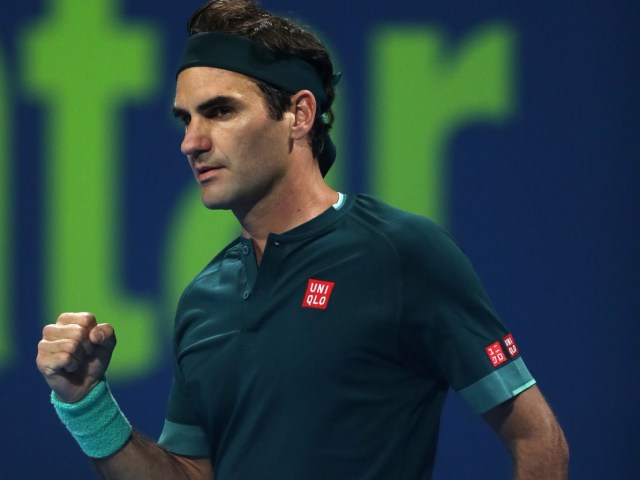 Federer thắng nghẹt thở ngày trở lại, phấn khích vì làm được điều này