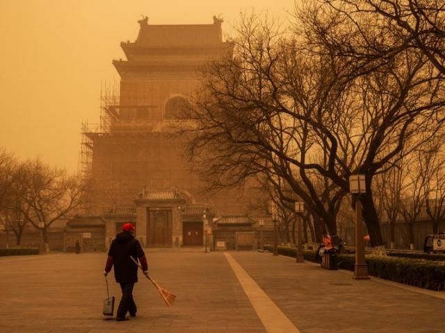 Sau một đêm, dân Bắc Kinh thức dậy và ngỡ đang ở trong một thế giới khác