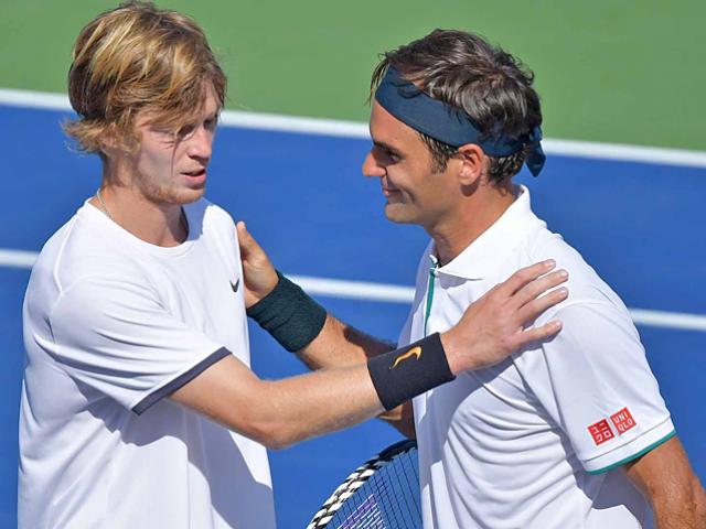 Rublev áp sát kỷ lục của Federer, Goffin chia tay Dubai ở vòng 2