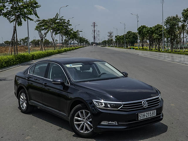 Trải nghiệm xe Volkswagen Passat, chiếc sedan dành cho người đam mê