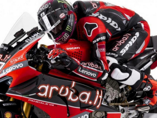 Chi tiết xe đua Ducati Panigale V4 R mùa giải 2021
