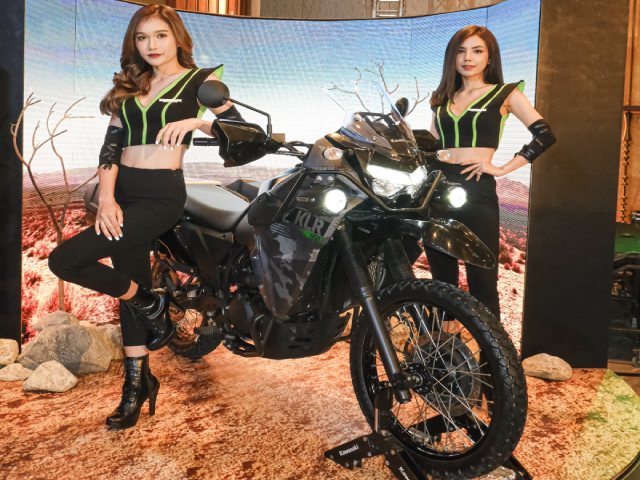 2022 Kawasaki KLR 650: Chiến mã phượt tầm trung cực dẻo dai