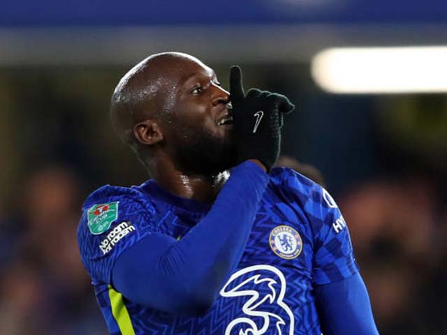 Lukaku đá tệ vẫn giễu cợt fan Tottenham, bị CĐV Chelsea đòi xin lỗi lần 2