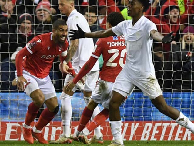 Video bóng đá Nottingham Forest - Arsenal: Ông lớn nghiêng ngả, bước ngoặt dự bị (Vòng 3 FA Cup)