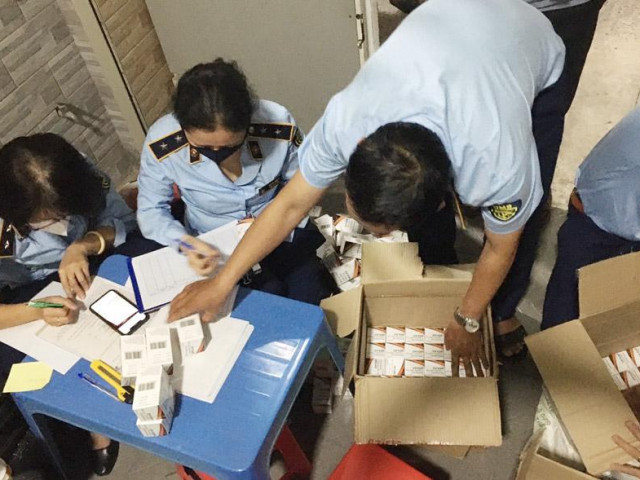 Thu giữ lượng lớn thuốc điều trị Covid-19 tại thành phố Hồ Chí Minh