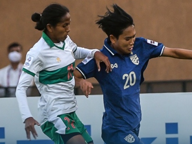 Video bóng đá ĐT nữ Indonesia - Thái Lan: Hat-trick tuyệt đỉnh, vùi dập 4 bàn (Asian Cup)