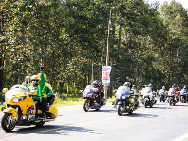 Mãn nhãn với gần 300 xe phân khối lớn quy tụ tại Đại hội Honda Biker Day