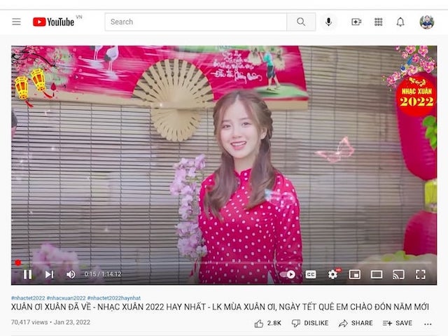 Mẹo YouTube: Nghe nhạc Xuân 2022 khi tắt màn hình trên Android