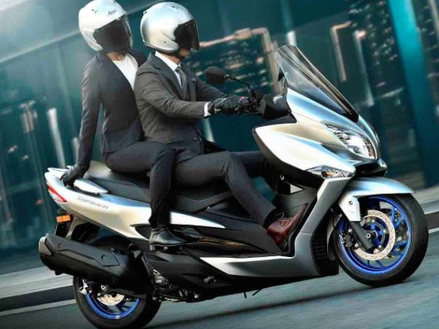 Suzuki Burgman 400 2022 trình làng: Sức mạnh xe phân khối lớn, thiết kế tiện dụng