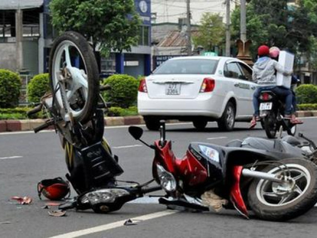 25 người thương vong vì tai nạn giao thông trong ngày 29 Tết