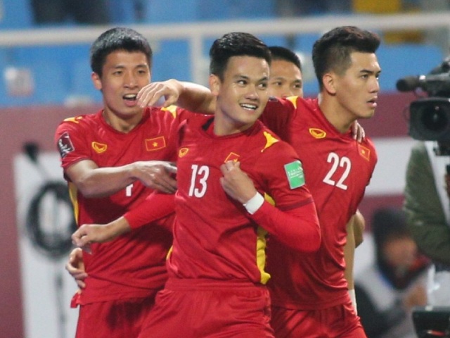 ĐT Việt Nam 16 phút xé lưới Trung Quốc 2 bàn: Hồ Tấn Tài, Tiến Linh ”khai xuân”