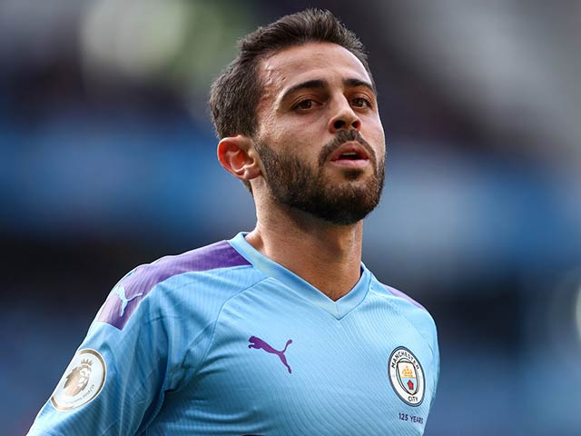 Tin mới nhất bóng đá tối 2/2: Man City đàm phán gia hạn với Bernardo Silva