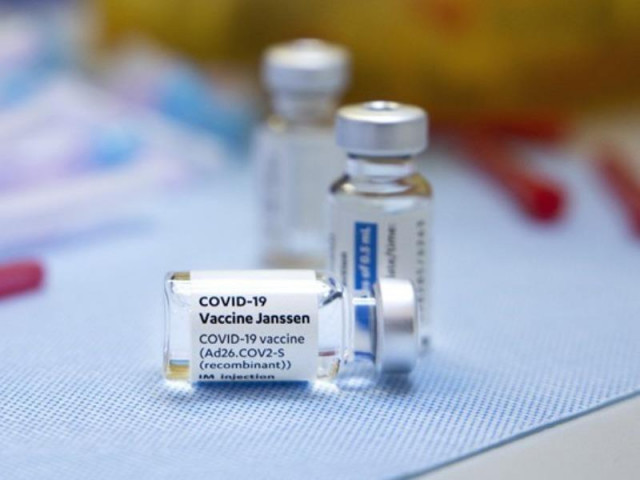 Hãng dược Johnson & Johnson ngừng sản xuất vaccine ngừa COVID-19
