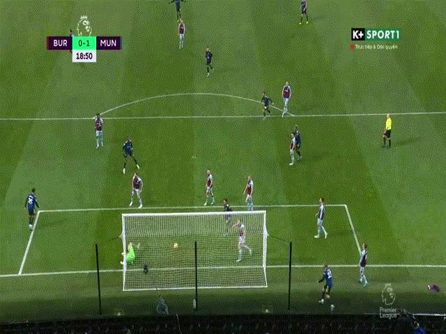 Video bóng đá Burnley - MU: Pogba nỗ lực, hiệp 2 choáng váng (Vòng 24 Ngoại hạng Anh)