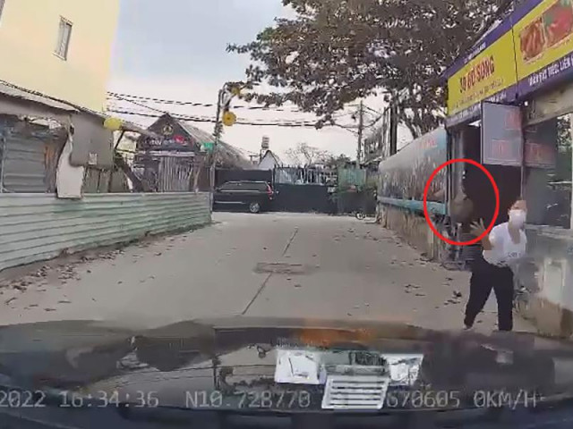Công an xác minh clip ”nữ công an ném đá trúng xe Mercedes GLC 200”