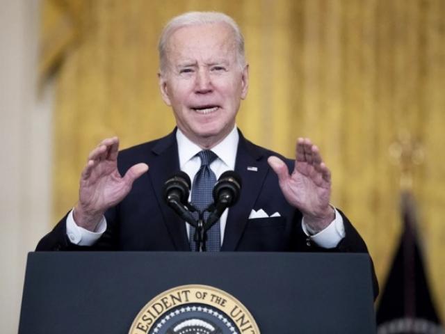 Nga tuyên bố rút binh sĩ gần Ukraine, ông Biden nói khác