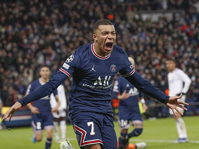 Tin mới nhất bóng đá tối 17/2: PSG đề nghị Mbappe mức lương cao nhất thế giới