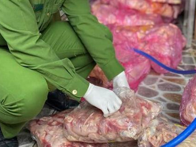 Đà Nẵng: Phát hiện 2 lò đặc sản nem chua rán, gà ủ muối không đảm bảo vệ sinh