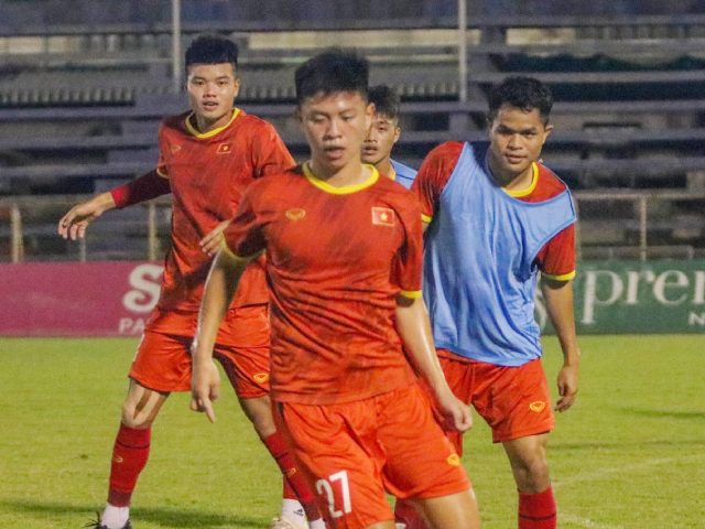 Trực tiếp bóng đá U23 Việt Nam - U23 Singapore: Đối thủ thiệt quân vì Covid-19 (U23 Đông Nam Á)