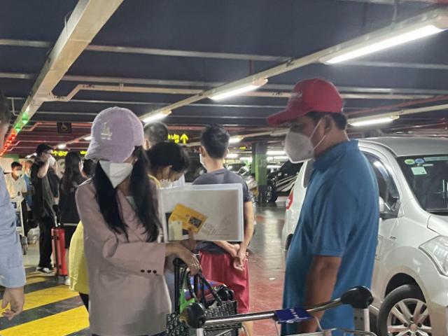 Thế giới taxi riêng ở sân bay Tân Sơn Nhất: Bộ GTVT ký công văn khẩn!