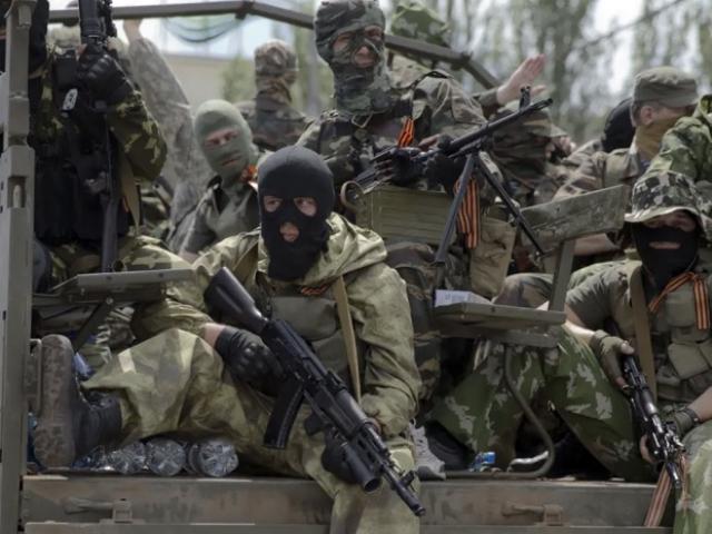Báo Nga: Nhóm binh sĩ Ukraine xâm nhập chống trả dữ dội, bị phe ly khai bắt sống
