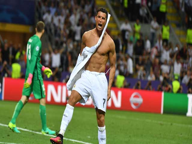 MU đấu Atletico Cúp C1: Ronaldo có duyên đặc biệt, tệ nhất vẫn là người hùng?