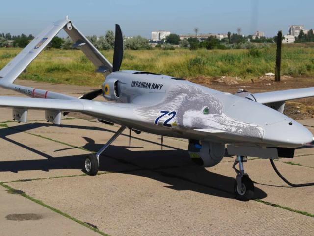 Ukraine tuyên bố nhận được lô UAV ”khét tiếng” từ Thổ Nhĩ Kỳ