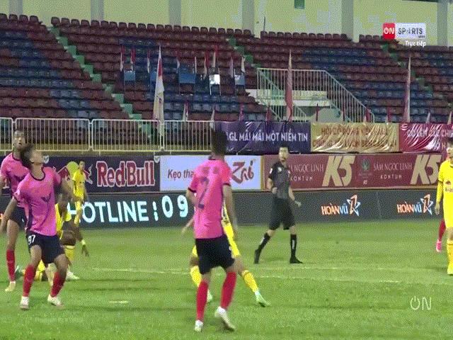 Video bóng đá HAGL - Hà Tĩnh: Công Phượng năng nổ, ”cơn khát” chưa dứt (Vòng 2 V-League 2022)