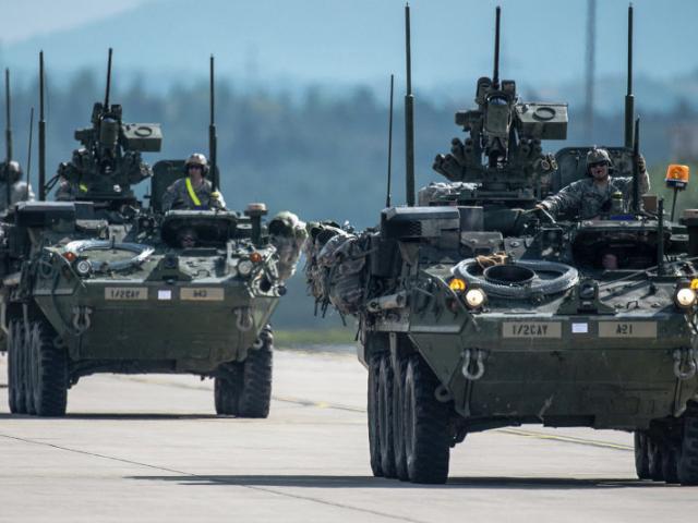 Mỹ: Nếu chiến tranh nổ ra với Nga, NATO thua ngay lập tức