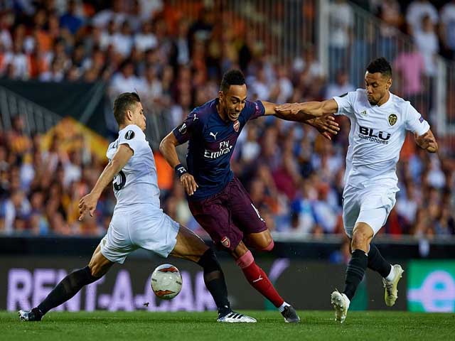 Valencia - Arsenal: Hat-trick siêu sao, vé vàng chung kết