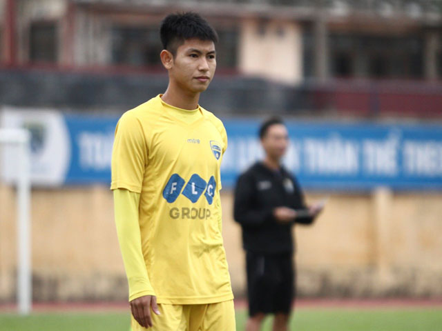 SAO trẻ Thanh Hóa ghi bàn đỉnh cao như Ngoại hạng Anh choáng váng Hà Nội