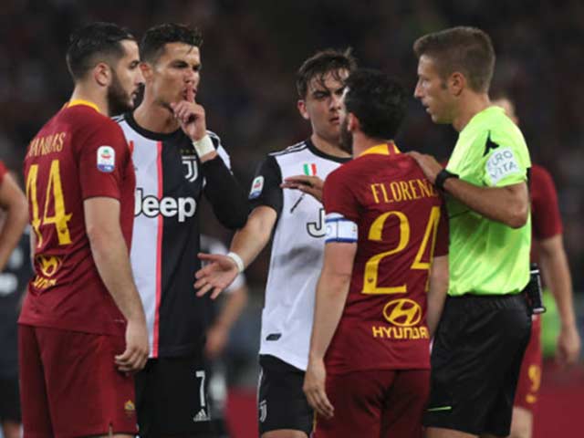 Ronaldo chê đối phương lùn tịt: Trả giá đắt vì cái miệng