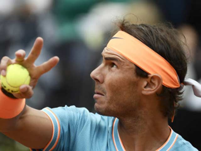 Nadal - Tsitsipas: Hai lần sai lầm, trả giá rất đắt