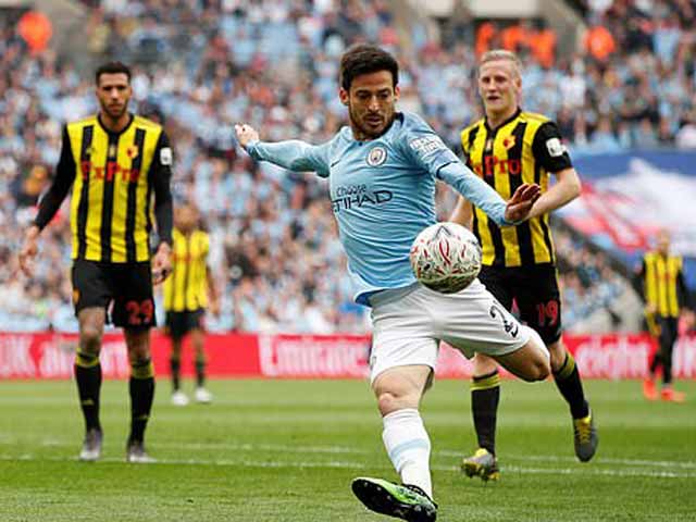 Man City – Watford: Kết thúc kinh hoàng, nâng cúp ngây ngất