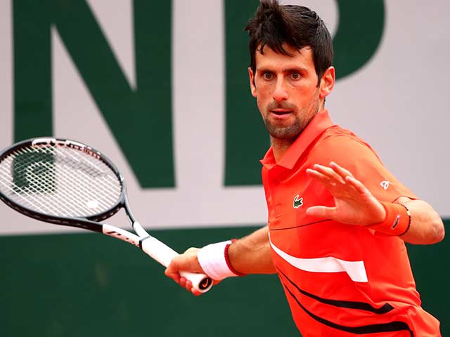 Trực tiếp tennis Djokovic - Caruso: Sụp đổ cuối set 3, Djokovic chốt hạ