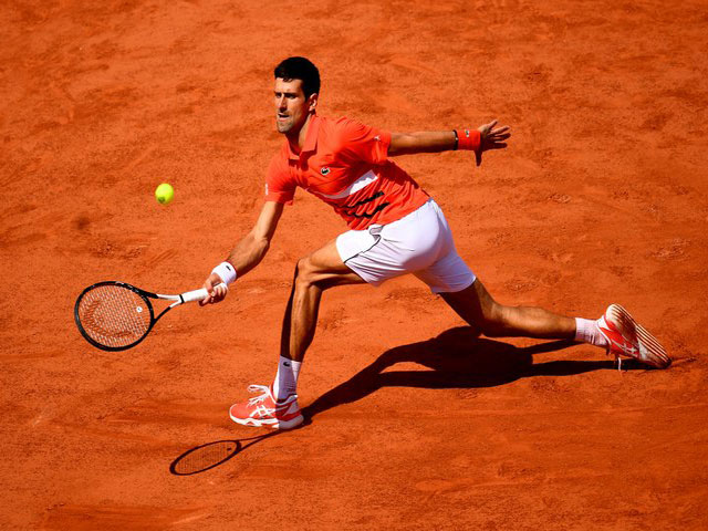 Djokovic - Zverev: Ba set chóng vánh, bản lĩnh lên tiếng