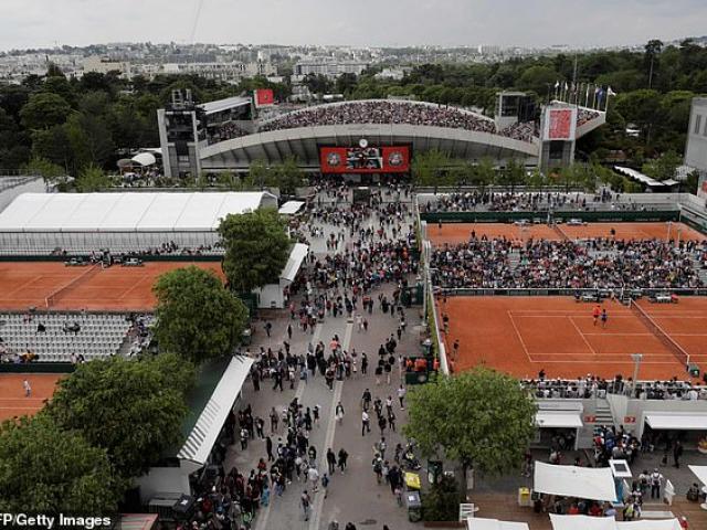 Federer đấu Nadal ở Roland Garros: Đại chiến trong mơ vỡ òa xúc cảm