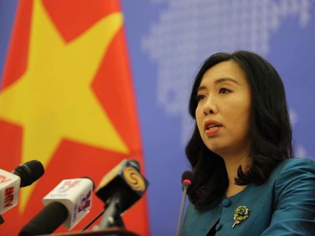 Việt Nam xác minh thông tin tàu sân bay Trung Quốc đang vào biển Đông