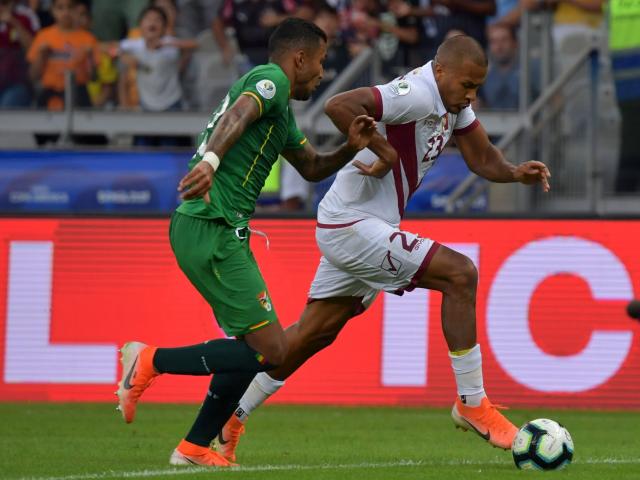 Bolivia - Venezuela: Khởi đầu như mơ, may mắn song hành (Copa America)