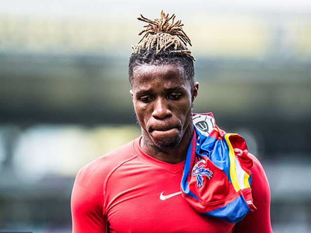 Chuyển nhượng HOT 29/6: Arsenal hỏi mua Zaha, bị “chặt chém”