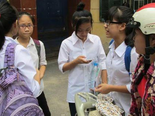 Thi vào lớp 10 năm học 2020-2021 tại Hà Nội: Giữ nguyên thi 4 môn, học sinh có kham nổi?