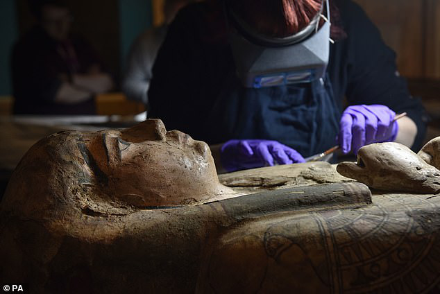 Ra khỏi quan tài 3.000 năm, công chúa Ai Cập để lộ bức chân dung bí ẩn