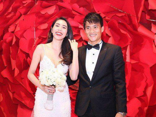 Những bóng hồng xinh đẹp, giỏi kiếm tiền của cầu thủ Việt