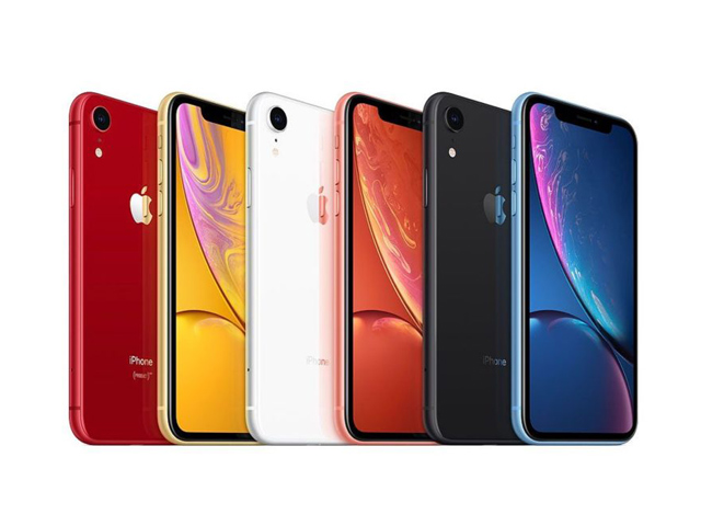 Nên mua iPhone SE 2020 hay iPhone XR một thời hoa lửa?