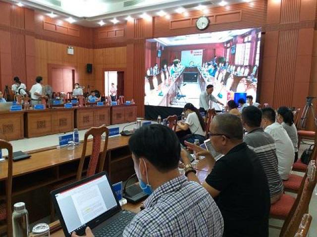 Quảng Nam đang họp về việc mua máy xét nghiệm Covid-19 giá 7,2 tỷ đồng