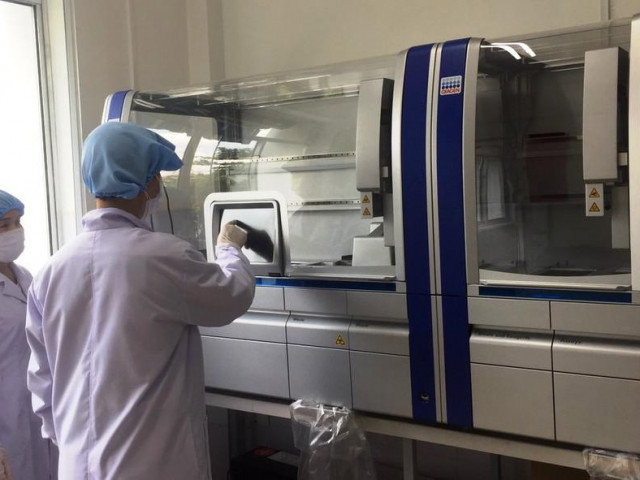 Máy xét nghiệm PCR ở Quảng Nam bất ngờ 'tự rẻ' đi 2,7 tỷ đồng