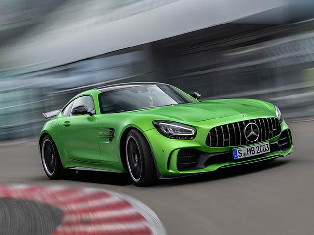 Cận cảnh Mercedes-AMG GT R vừa ra mắt tại Việt Nam, đẹp hút hồn