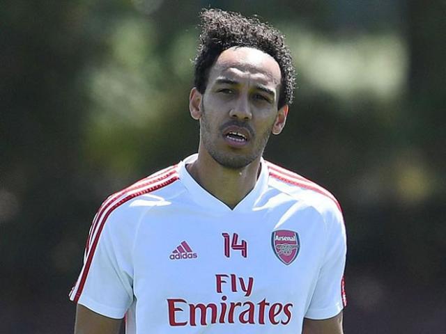 Aubameyang tính ”phản” Arsenal: Barca đấu Chelsea & PSG săn ”bom tấn”