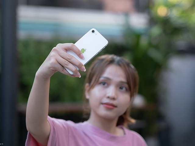 Chọn iPhone SE 2020 thế nào để vừa hợp ”mệnh”, vừa hợp nhu cầu