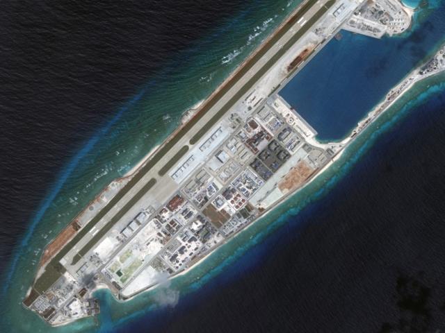 Philippines có thể ”xiết nợ” Trung Quốc vì hủy hoại Biển Đông?
